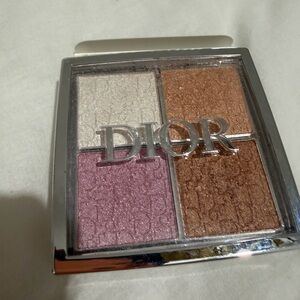 Dior face glow